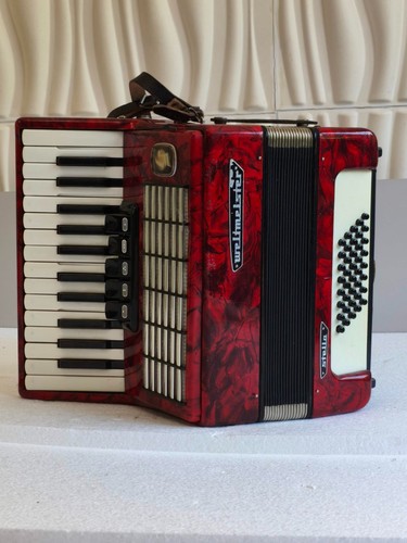 Piano accordions used music