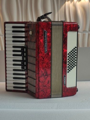 ++Piano accordions used music