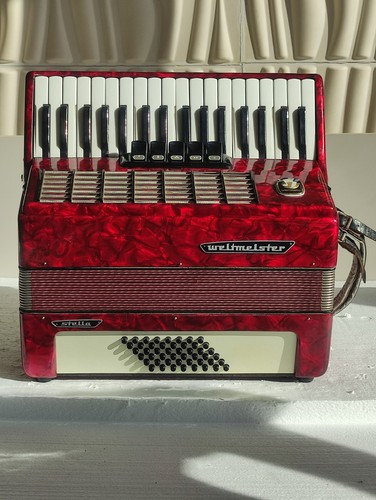 ++Piano accordions used music