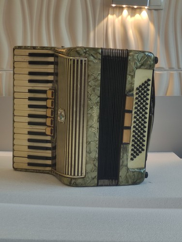 Piano accordion akkordeon - +piano, accordion,akkordeon